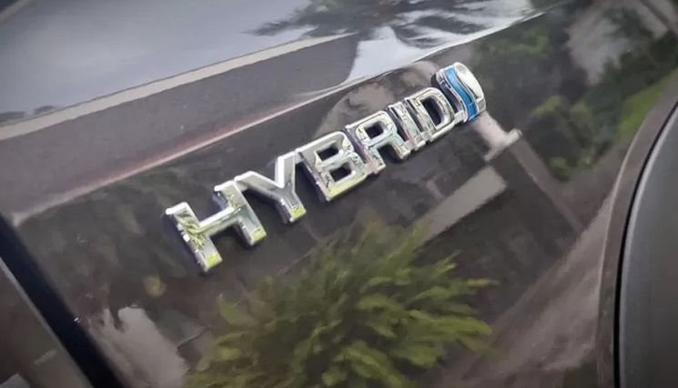 Mobil hybrid.