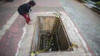 Kedalaman gorong-gorong tersebut mencapai 2 hingga 3 meter.