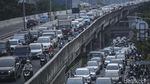 Nggak Kapok-Kapok Pemotor Terobos JLNT Casablanca
