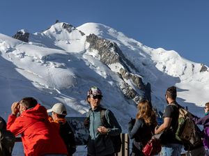 Pendakian Gunung Mont Blanc Prancis Terancam Gelombang Panas