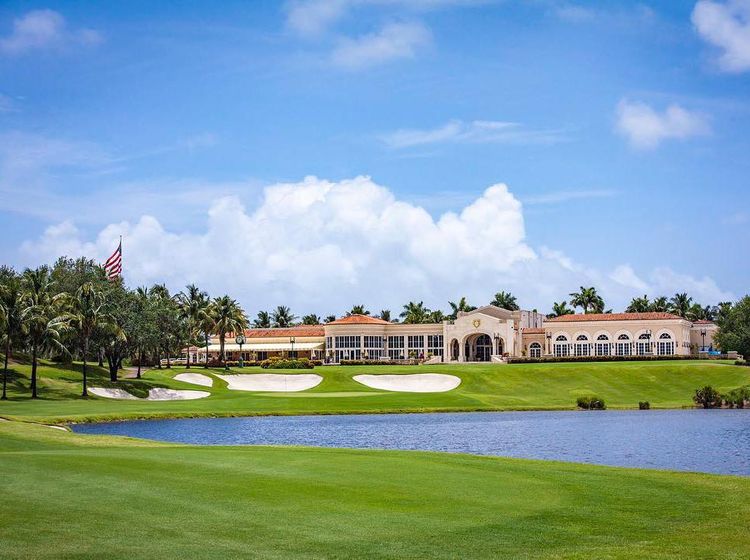 Mengintip Mar-a-Lago, Rumah Fenomenal Milik Donald Trump
