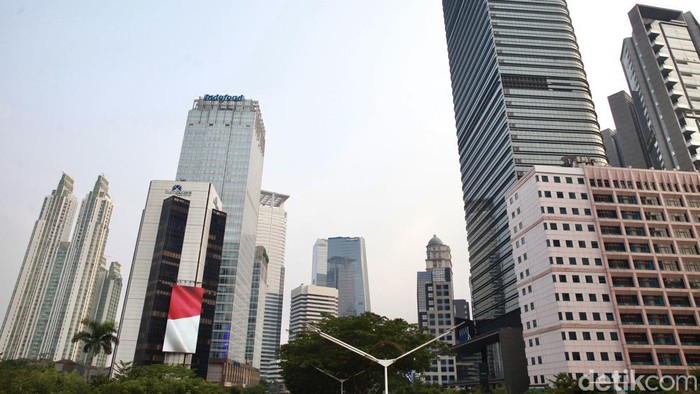 Solusi Atasi Polusi lewat Penyemprotan Air dari Gedung Tinggi