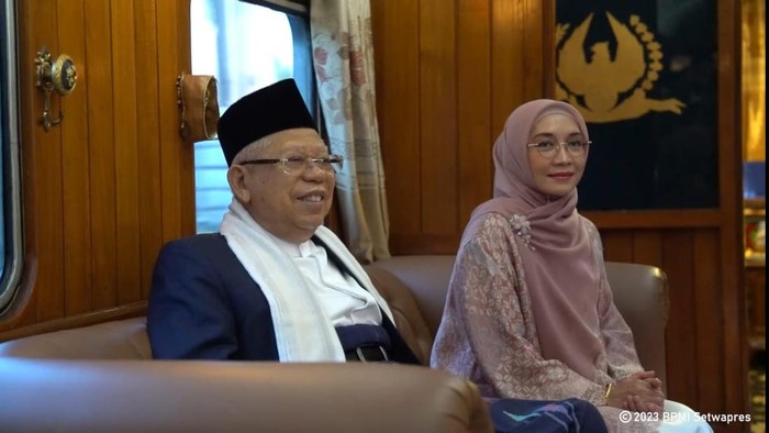Wapres Pakai Kereta Luar Biasa KAI Kunker ke Cirebon