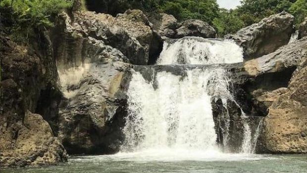 Air Terjun Tuang Loe