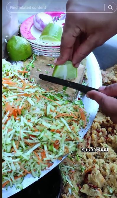 Akun TikTok 'Satan Food' Ini Isinya Video Penjual Makanan Kaki Lima di India