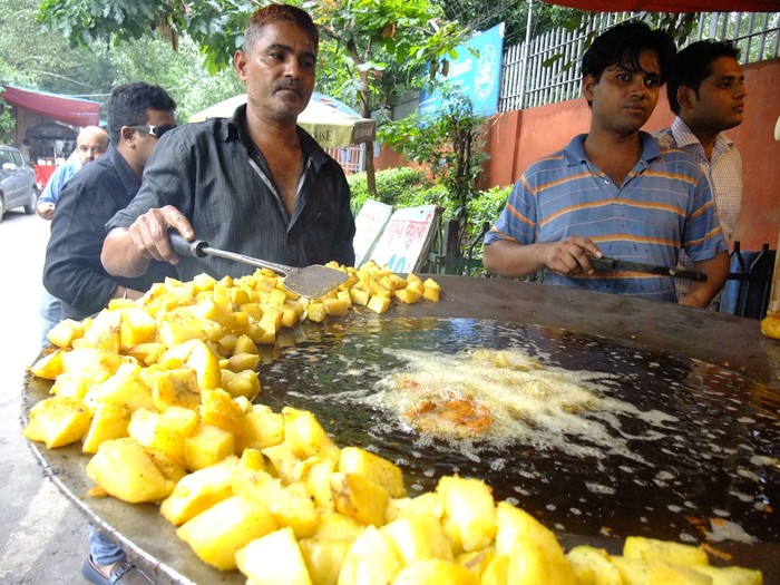 Akun TikTok ‘Satan Food’ Ini Isinya Video Penjual Makanan Kaki Lima di India