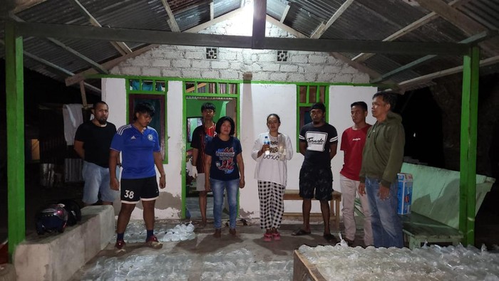 Dua wanita berbisnis miras cap tikus di Tidore Kepulauan ditangkap.