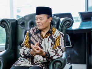 HNW Minta Pemerintah Kaji Ulang soal Kenaikan Biaya Ibadah Haji