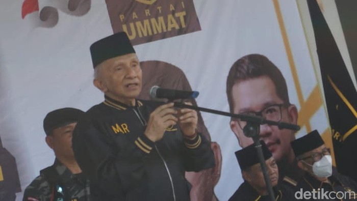 Ketua Majelis Syuro Partai Ummat, Amien Rais di Kantor DPW Partai Ummat DIY, Kota Jogja, Sabtu (26/8/2023).