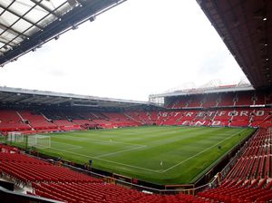 MU Jual Potongan Rumput Old Trafford, Harganya Hampir Rp 3 Jutaan