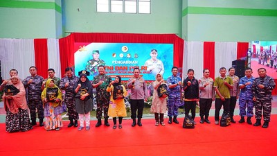 Momen Kapolri dan Panglima TNI Hadiri Bakti Kesehatan-Sosial Altar 89