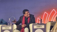 Menteri Perdagangan dan Industri India Piyush Goyal memimpin jalannya Special Plenary Session dalam format talkshow bersama para menteri dengan suasana yang hangat.