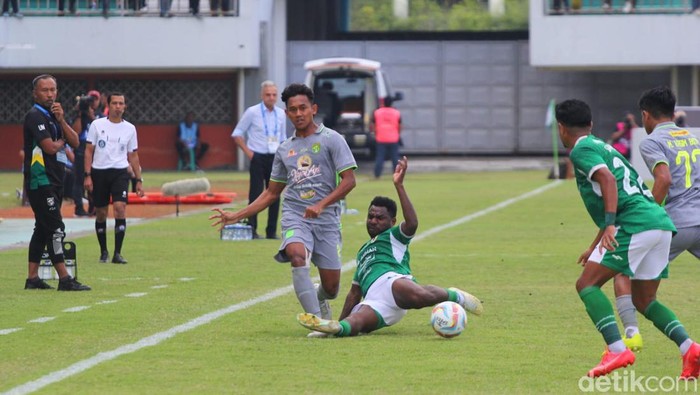 PSS Sleman vs Persebaya di Stadion Maguwoharjo Sleman, Sabtu (26/8/2023)
