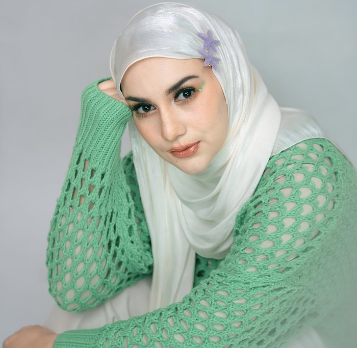 Romantisnya Irish Bella Saat Kulineran Bareng Ammar Zoni