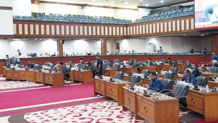 Ruang Paripurna DPR Aceh