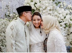 7 Foto Anneesha, Putri Sandiaga Uno Akan Menikah, Sosok Suami Bikin Penasaran