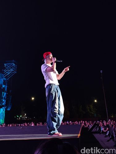 Rapper Korea Selatan BeWhy tampil di Asian Sound Syndicate Vol. 2 pada Sabtu (26/8/2023) di JIEXPO Kemayoran.