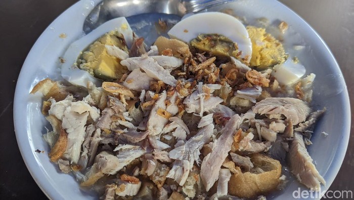 Bubur Ayam Pelana Bandung.
