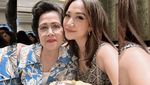 Seru! Gaya Bunga Citra Lestari saat Kulineran Ini Seperti Anak Muda