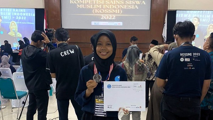 Etik Nur Khasanah