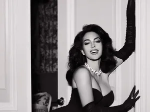Wajah Georgina Pacar Cristiano Ronaldo yang Mejeng di Billboard Belahan Dunia