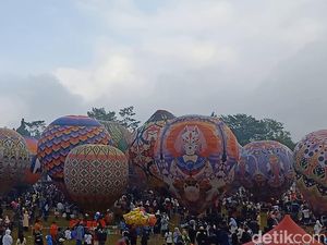 Meriah! Potret Festival Balon Udara Kedua Wonosobo