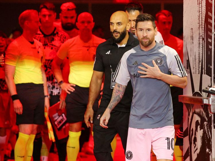 Potret si Botak yang Kini Setia Dampingi Lionel Messi