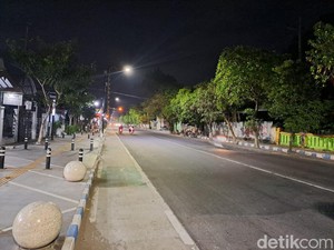 Viral Pembalap Liar Balapan di Depan Polres Jombang Dilempar Kursi Warga