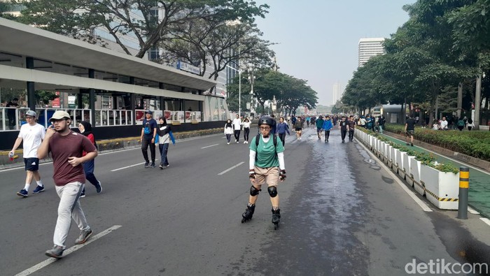 Olahraga Outdoor di Tengah Polusi, Aman Nggak Ya? Begini Kata Dokter Paru
