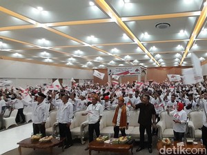 Ribuan Relawan Buruh di Sumsel Deklarasikan Dukung Ganjar Pranowo