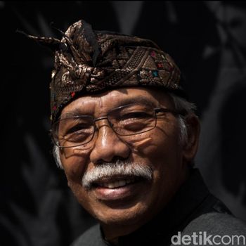 Seni kakebyaran atau seni kebyar.