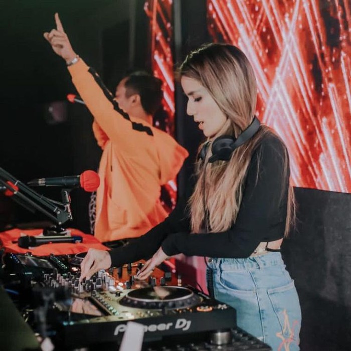 Sheila Marcia Sheila Marcia