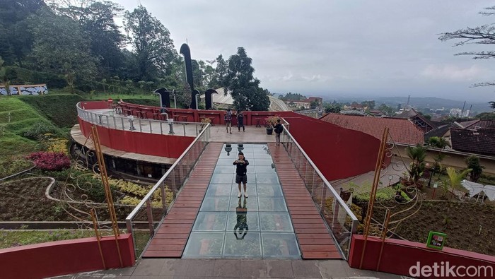 Suasana Taman Botani Baturraden di Banyumas, Minggu (27/8/2023).