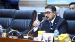 Potret Teuku Riefky Harsya, Menteri Ekraf di Kabinet Merah Putih