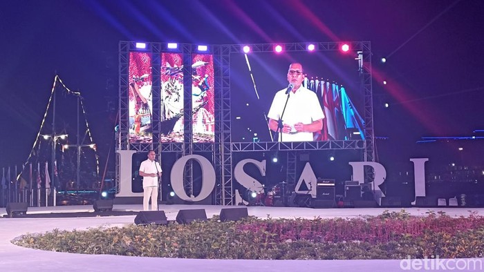 Wali Kota Makassar Danny Pomanto resmi menutup F8 Makassar.