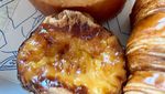 Yummy! Lumernya Egg Tart Sourdough dan Bun Telur Asin Hits di Hong Kong