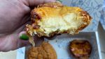 Yummy! Lumernya Egg Tart Sourdough dan Bun Telur Asin Hits di Hong Kong