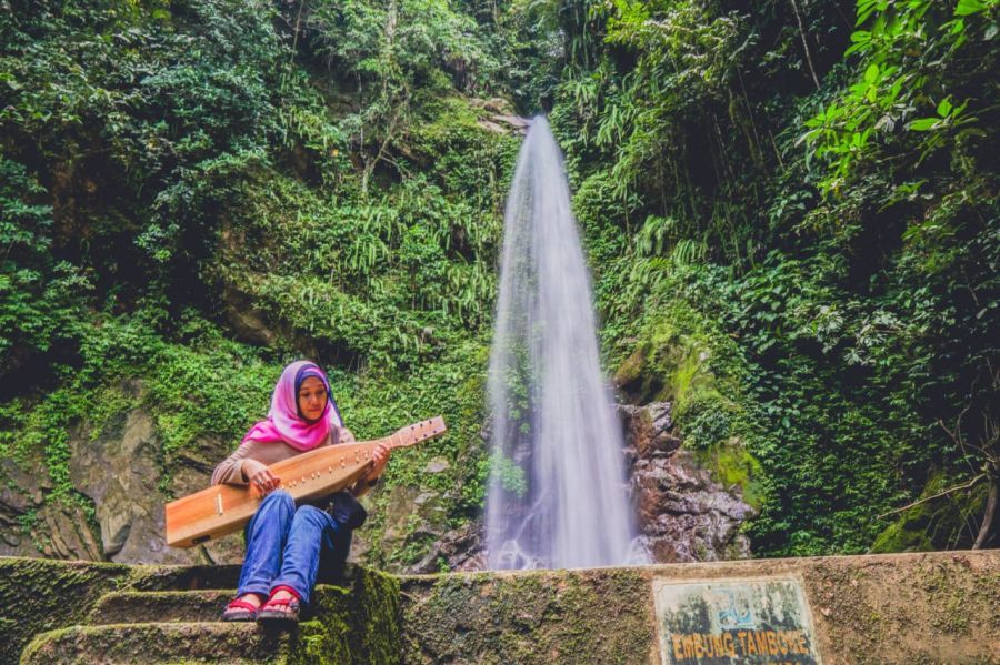 Air Terjun Rema