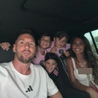 Antonella Roccuzzo dan Lionel Messi dikenal sebagai salah satu pasangan paling romantis. Messi menikahi Antonella di kampung halaman mereka, Rosario, Argentina, pada 30 Juni 2017. Foto: Instagram