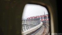Rute LRT Jabodebek lintas Bekasi akan melintasi Stasiun LRT Dukuh Atas, Stasiun LRT Setiabudi, Stasiun LRT Rasuna Said, Stasiun LRT Kuningan, Stasiun LRT Pancoran, Stasiun LRT Cikoko, Stasiun LRT Ciliwung, Stasiun LRT Cawang, Stasiun LRT Halim, Stasiun LRT Jati Bening Baru, Stasiun LRT Cikunir 1, Stasiun LRT Cikunir 2, Stasiun LRT Bekasi Barat, Stasiun LRT Jati Mulya  