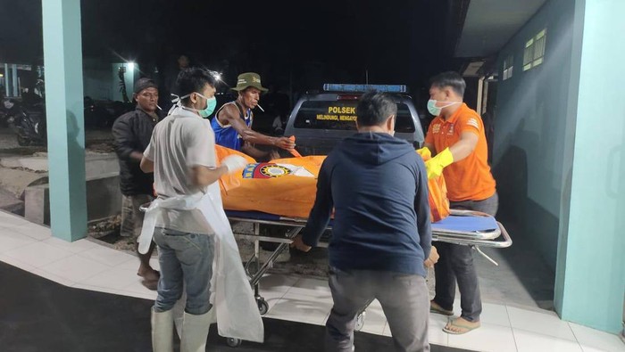 Valentinus Beny Gunawan (35), eks anggota polisi Polda Bangka Belitung ditemukan tewas di kawasan tambang timah di Kabupaten Bangka Tengah.