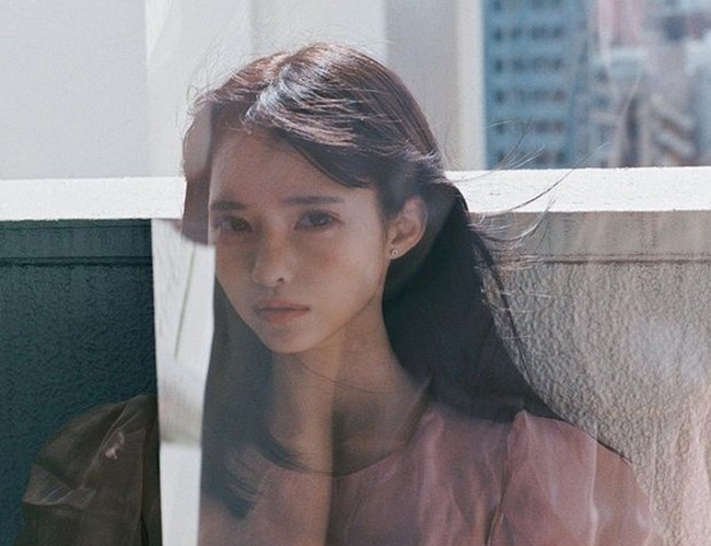 “Sudah banyak spekulasi tentang ini, dan aku sering mendapatkan bully dari akun-akun bodong yang mengungkap nama anak-anakku dan mencari foto mereka. Aku sudah sampai di titik tak mau merahasiakan lagi,” jelasnya. Foto: dok. Instagram/@ fujisakinagi