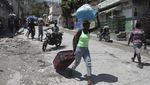 Warga Haiti Mengungsi Usai Penembakan Massal yang Tewaskan 7 Orang