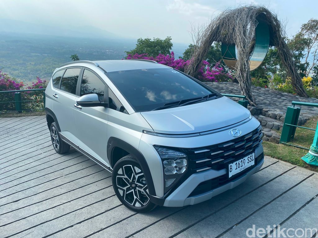 Hyundai Stargazer X