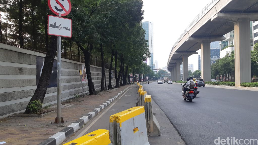 Jl HR Rasuna Said, Jaksel, 27 Agustus 2023. (Danu Damarjati/detikcom)