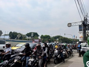 Jalan Gajah Mada-Hayam Wuruk Jakpus Padat Imbas Proyek MRT Fase 2