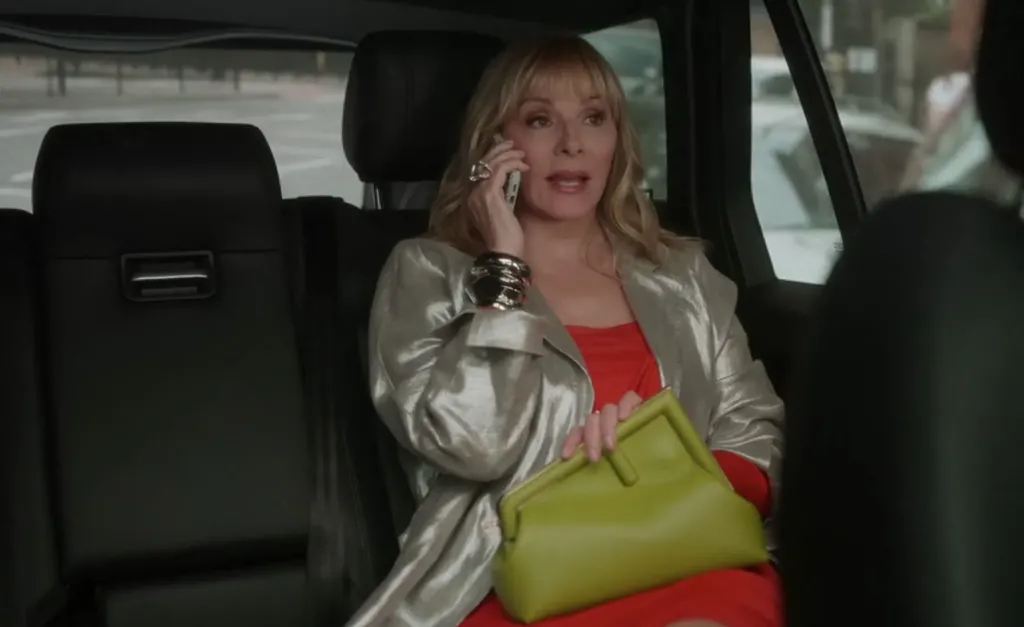 Kim Cattrall sebagai Samantha Jones di 'And Just Like That'.