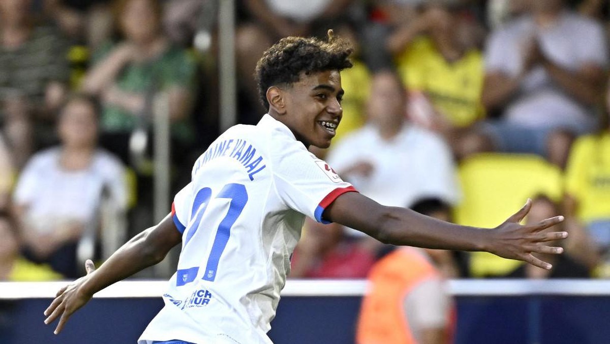Wonderkid Barcelona Lamine Yamal dipanggil untuk memperkuat timnas Spanyol (Foto: AFP/JAVIER SORIANO)