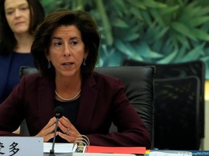 Mendag AS Gina Raimondo: Hubungan Ekonomi AS-China Penting Bagi Dunia