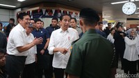 Jokowi menuturkan Jakarta bahkan selalu masuk dalam 10 kota termacet di dunia. 